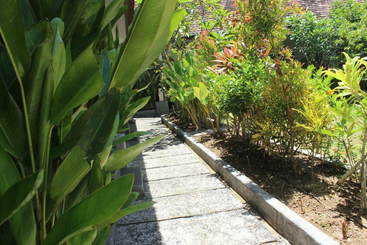 Paranyogan Homestay Uluwatu  Exterior photo