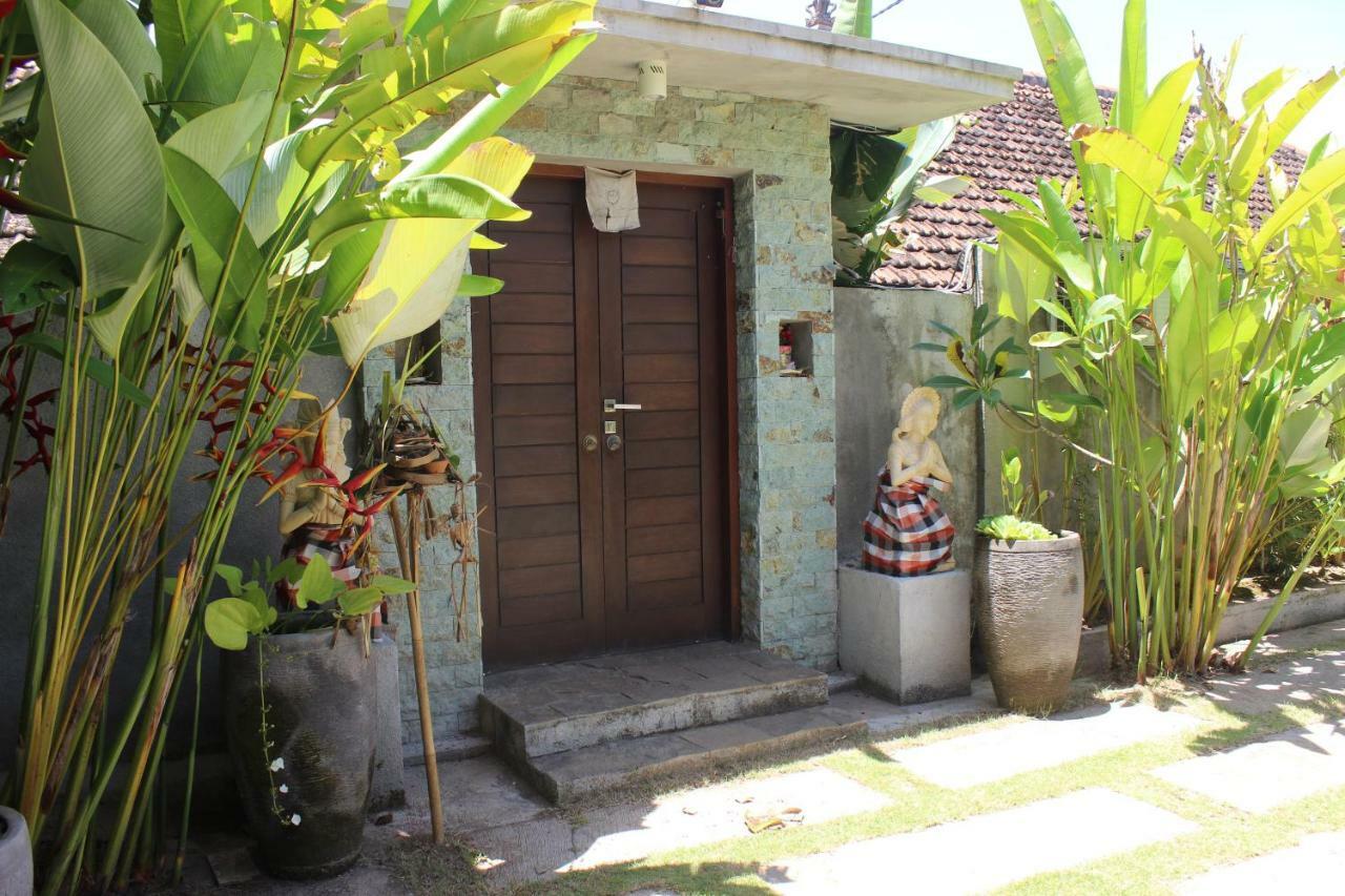 Paranyogan Homestay Uluwatu  Exterior photo